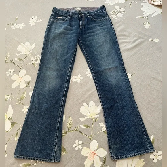 Calvin Klein bootcut jeans ~ final price! - Picture 3 of 6